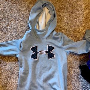 Under Armor HOODIE AND T-shirt!!! Bundle